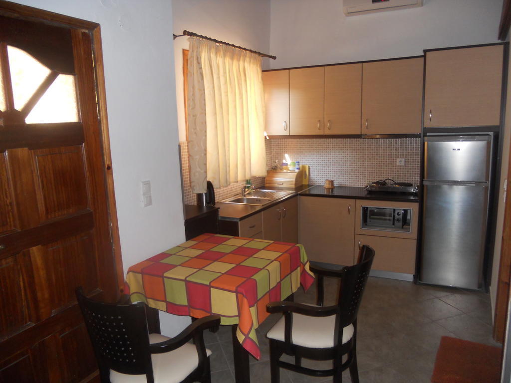 Nadia Apartments Mithimna Cameră foto
